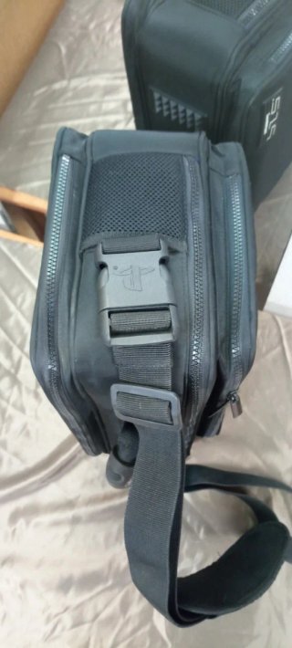 Custodia per PlayStation 2 Nero