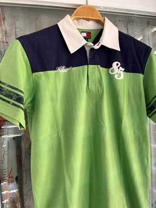 Polo Tommy Hilfiger verde y azul