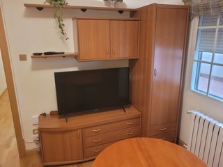 Mueble de salón de madera