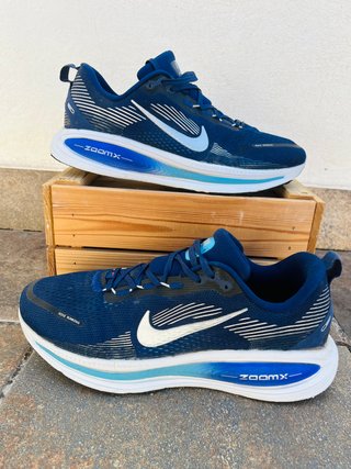 Nike Vomero 18 en perfecto estado