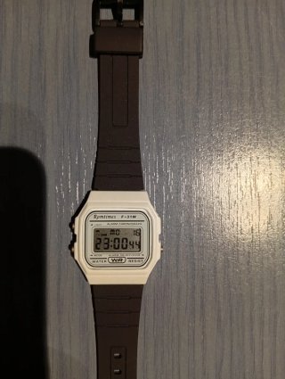 Reloj Romtimes F-91W Digital Blanco