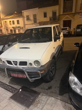 Nissan Terrano II 1998