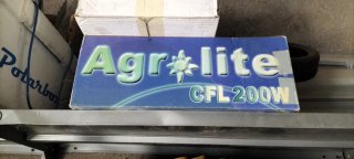 Bombilla Agrilite CFL 200W