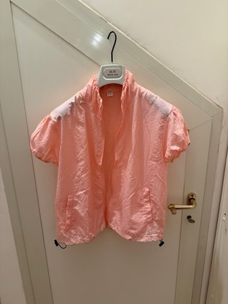 Giacca antivento rosa pesca