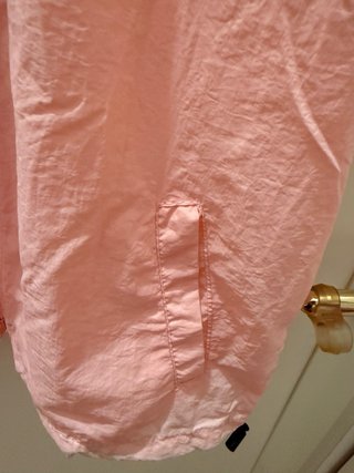 Giacca antivento rosa pesca
