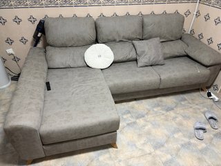 Rinconera gris en perfecto estado