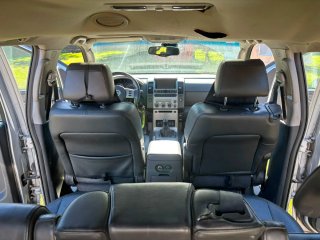 Nissan Pathfinder 2005