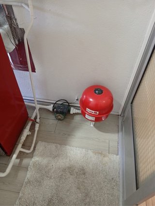 Termo 100L y estufa de casca y gasoil
