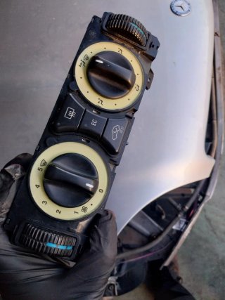 Módulo clima slk r170, en buen estado