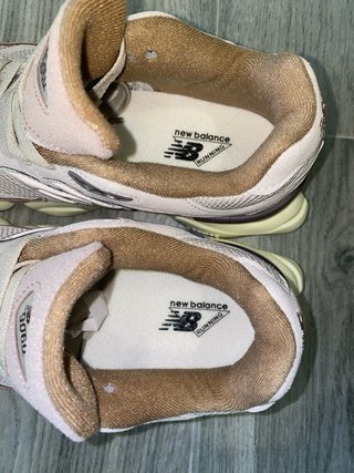 New Balance 9060 Beige/Marrón Nuevas