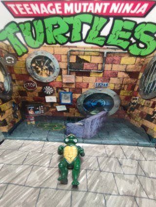 Figura bootleg Michelangelo Tortugas Ninja