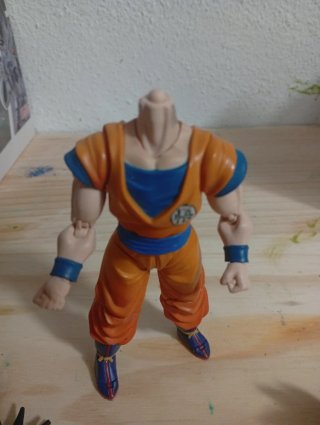 Figura Son Goku Super Hero