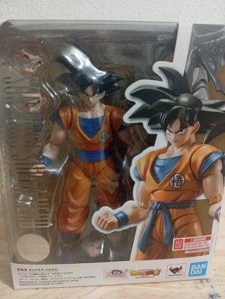 Figura Son Goku Super Hero