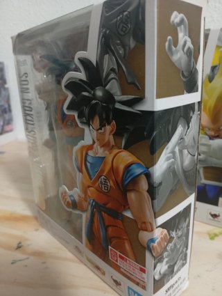 Figura Son Goku Super Hero
