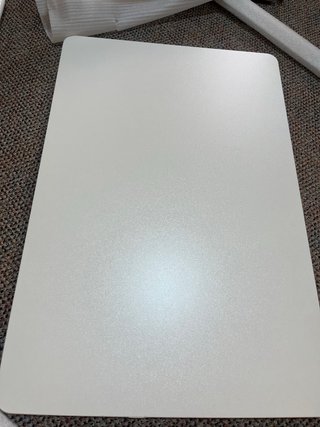Mesa auxiliar regulable con ruedas | NUEVA