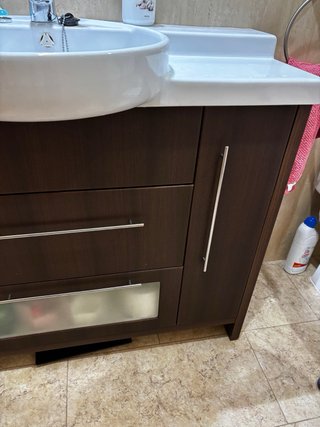 Mueble de baño y espejo