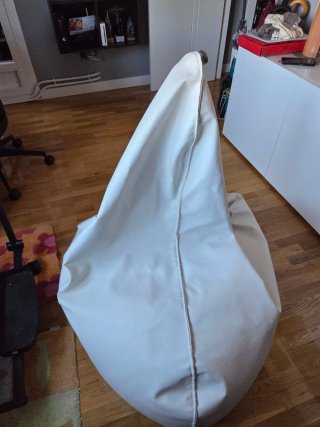 Puf pera XL HAPPERS blanco