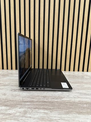Dell Precision 7670 i7 64GB 1TB 16"