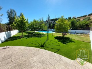 Instalación césped artificial Jaén y alrededores