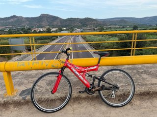 Bicicleta de montaña ActivTrak roja