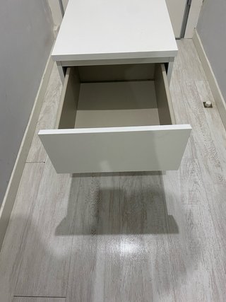 Mesita de noche Ikea blanca