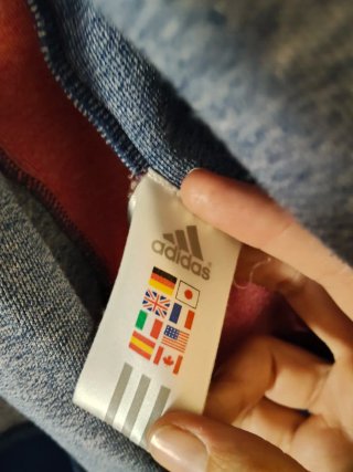 Chaqueta Adidas Azul y Roja