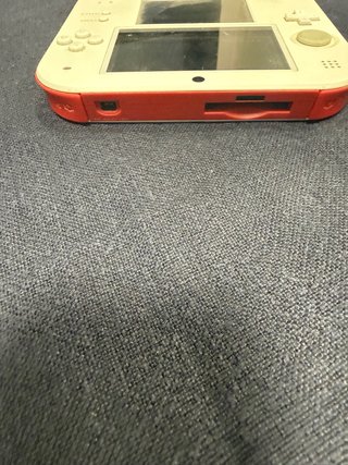 Nintendo 2DS Bianca e Rossa