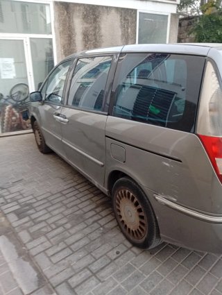 Lancia Phedra 2006