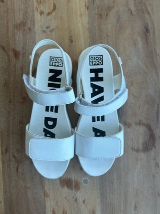 Sandalias Niña Gioseppo Blancas Talla 35