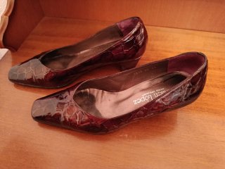 Zapatos Carmen Lopez Negros/Marrones