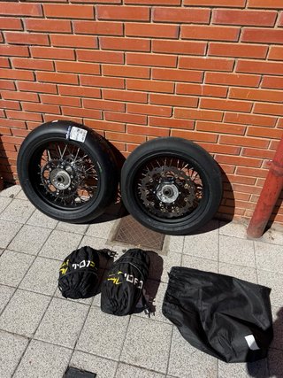 KTM 450 SMR 2023 Supermotard Naranja/Blanco