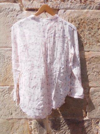 Blusa estampada vilanos algodón. Talla S