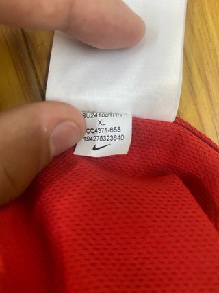 Pantalones cortos Nike rojos