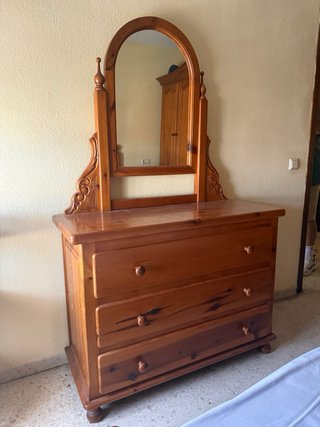 Dormitorio Madera Maciza.