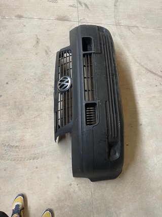 Paragolpes delantero VW T5