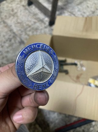 Emblema Mercedes Benz Curvo Años 70
