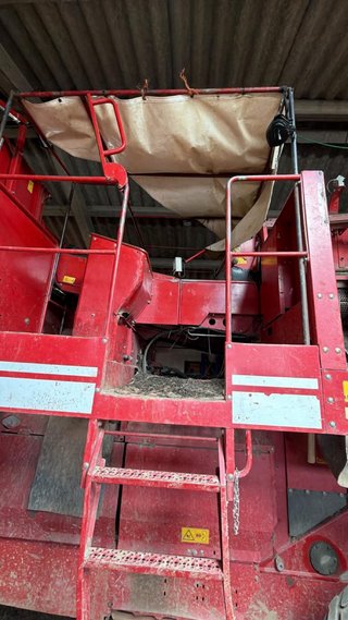 Cosechadora de patatas GRIMME SE 150-60