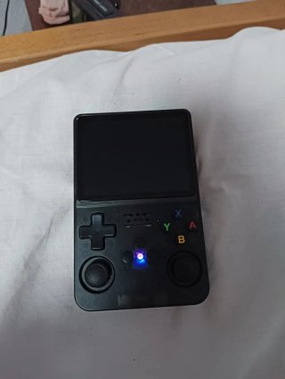 Consola R36S Negra