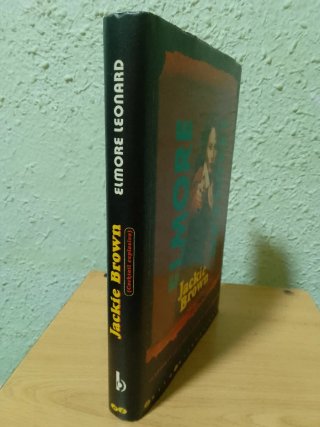 Jackie Brown (Elmore Leonard, novela policíaca)