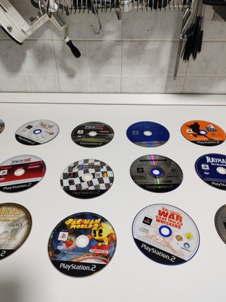Lotto 31 Giochi PS2 Solo Dischi