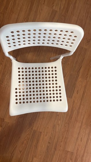 Sillas de plástico blancas (Set de 4)