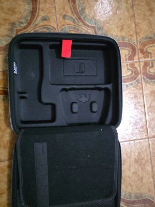 Nintendo Switch OLED BLANCA con caja  y  de viaje