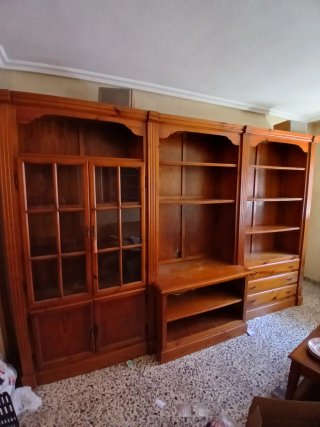 Mueble de salón de madera