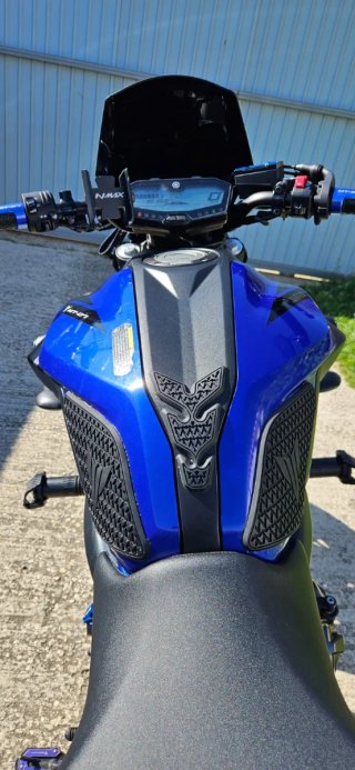 Yamaha MT-07 Azul y Negro