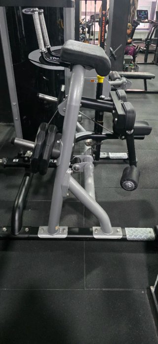 Curl femoral de pie BH PL170