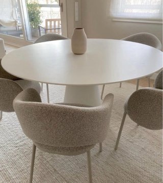 Mesa comedor redonda Andreu World Reverse 140cm