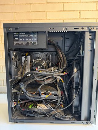 PC Gaming+monitor I9 9900KF, RTX 2060, 16GBram