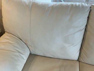 Sofá de piel beige 2 plazas