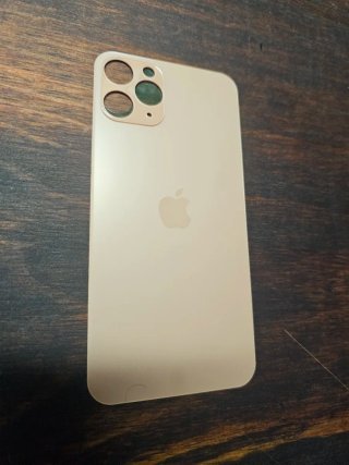 Tapa trasera iPhone 11 Pro dorada