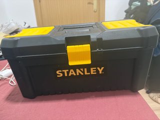Maletín Stanley Negro y Amarillo